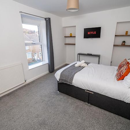 Spacious 3-Bed Near The City Centre Свонсі Екстер'єр фото