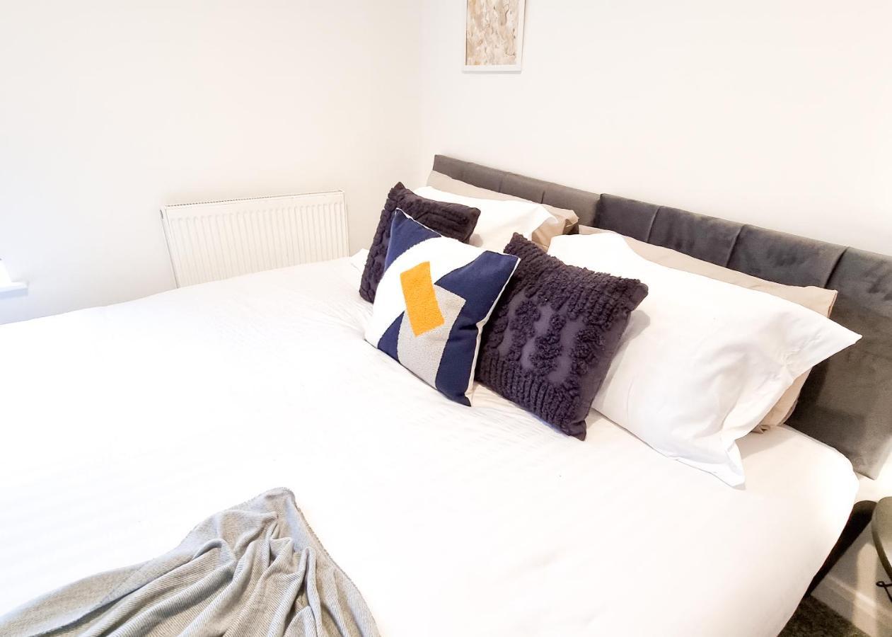 Spacious 3-Bed Near The City Centre Свонсі Екстер'єр фото
