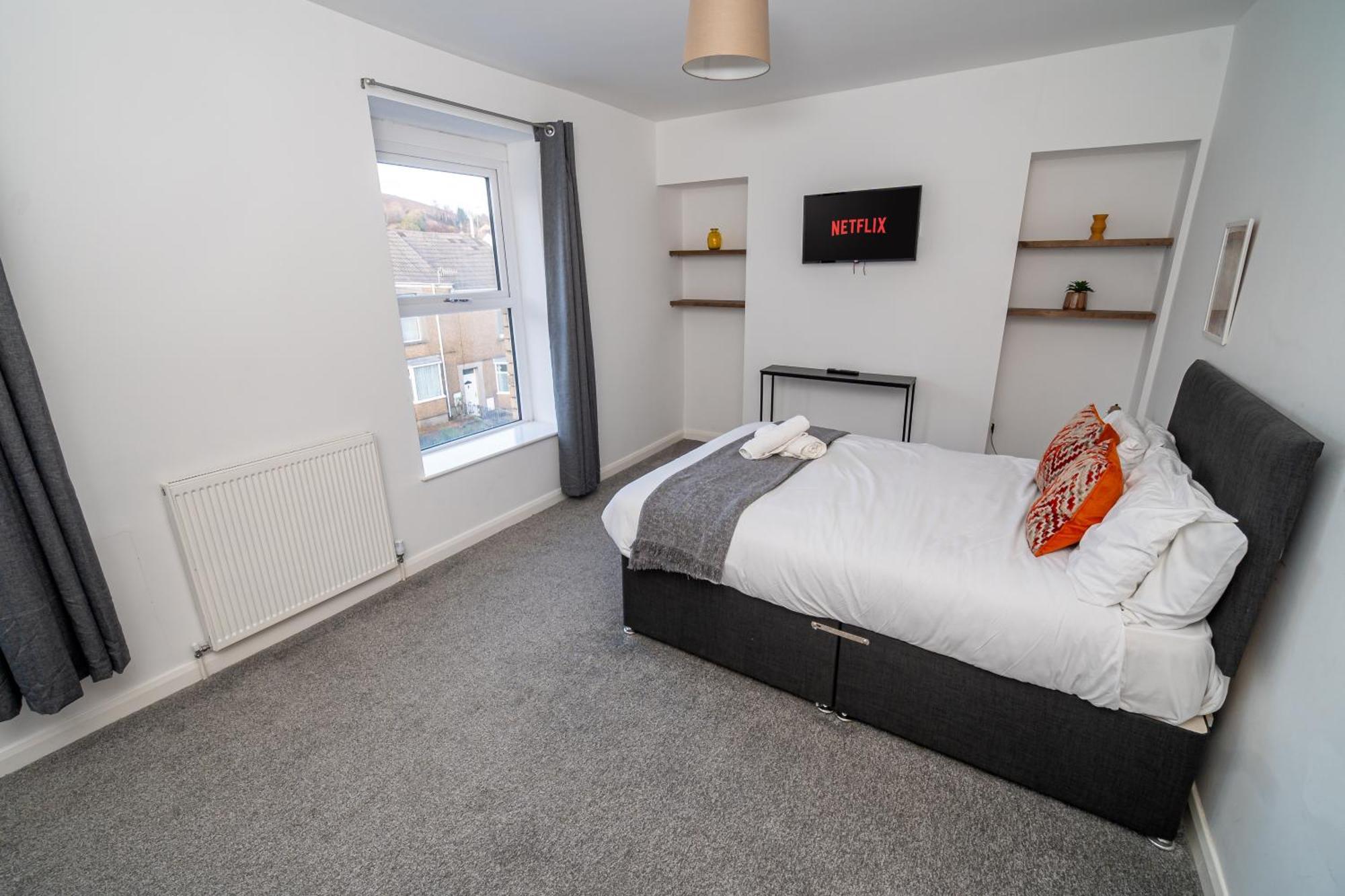 Spacious 3-Bed Near The City Centre Свонсі Екстер'єр фото