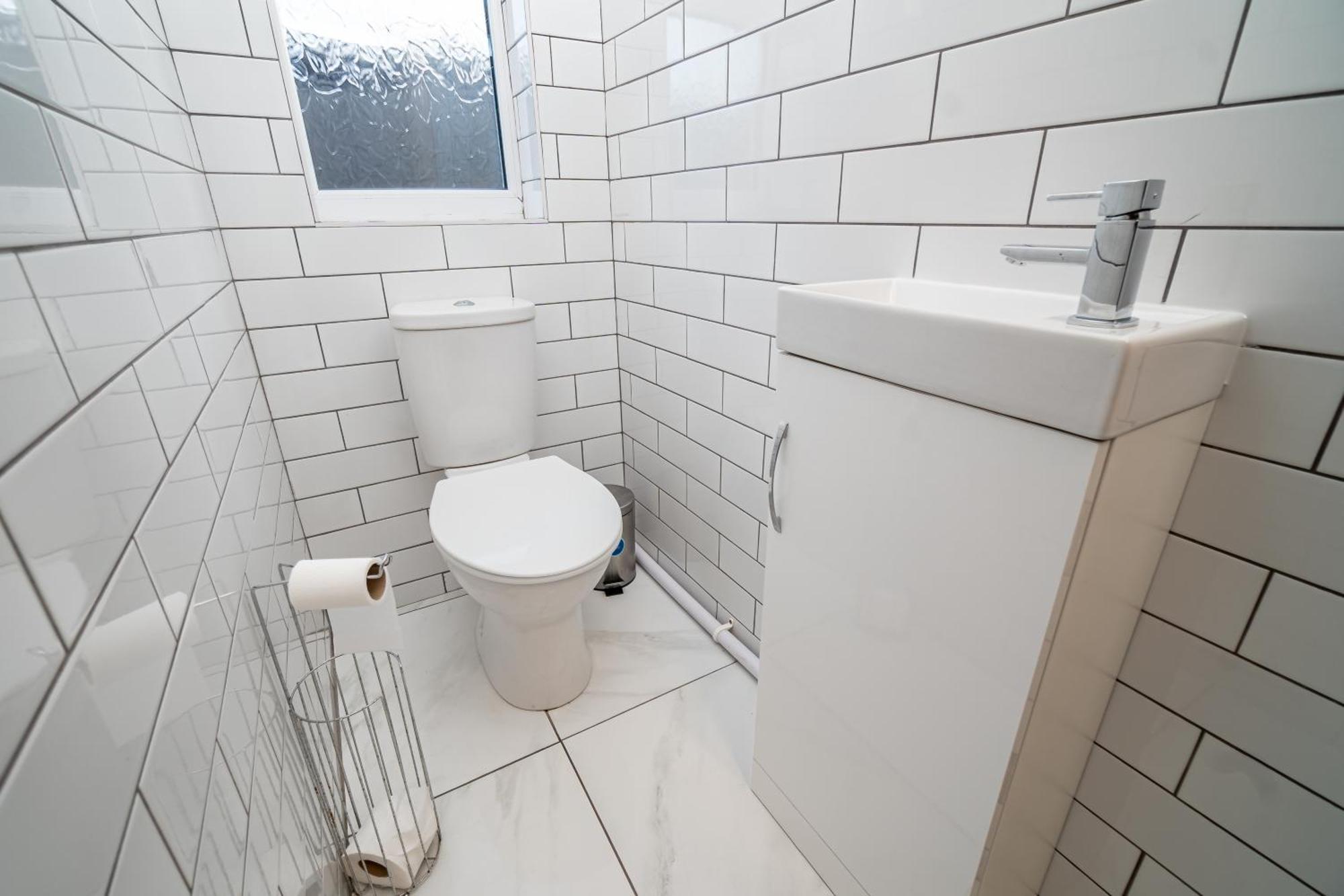 Spacious 3-Bed Near The City Centre Свонсі Екстер'єр фото