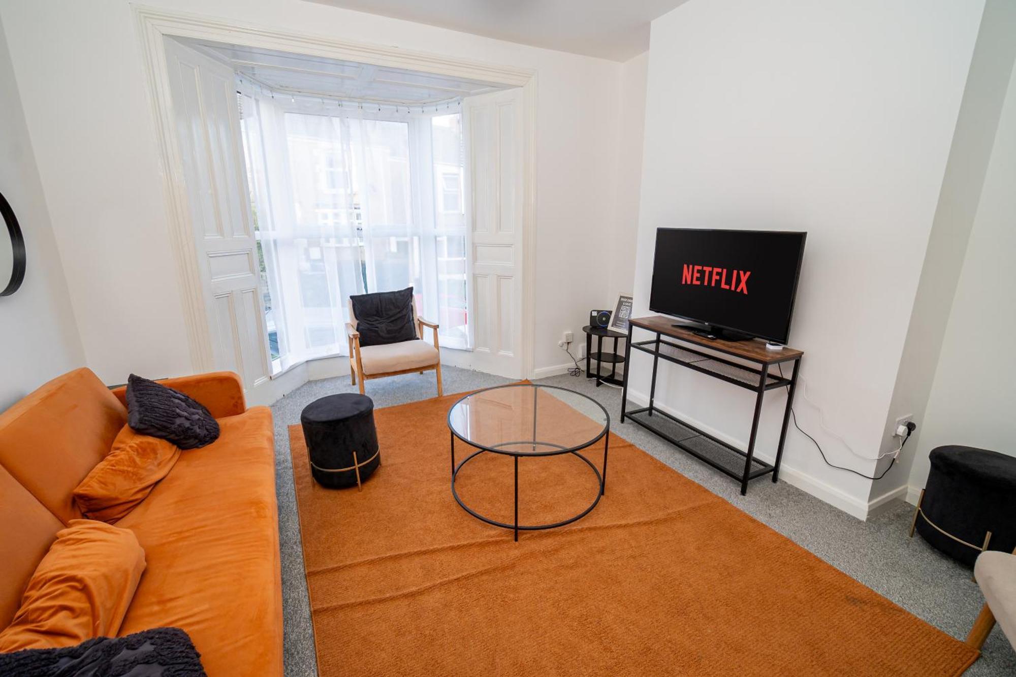Spacious 3-Bed Near The City Centre Свонсі Екстер'єр фото